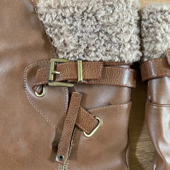 Women’s Size 8 Brown Heeled Bootstraps Brown Heeled Boots Faux Leather Faux Fur - Picture 5 of 10